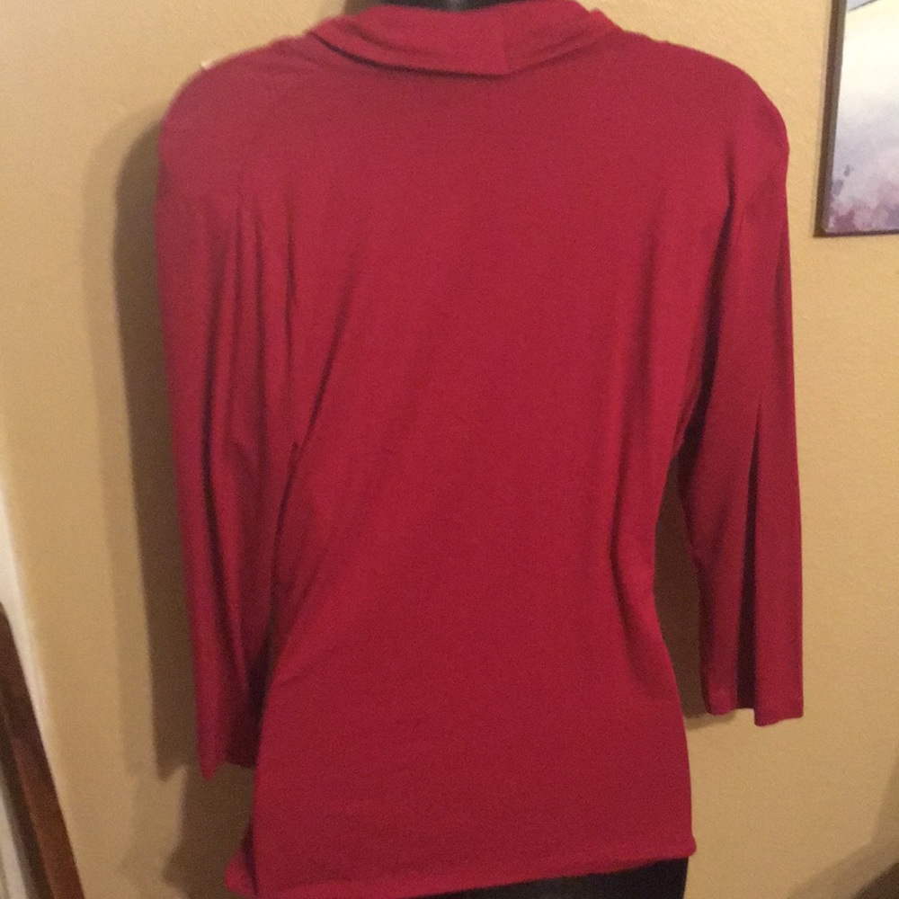 Top - Picture 2 of 2